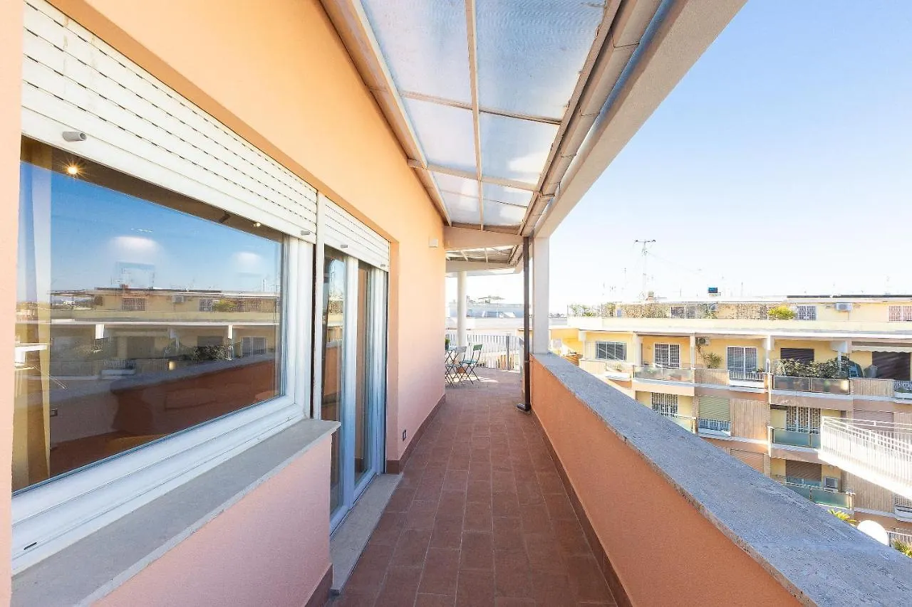 Aurelia Sunset Penthouse By Rental In Rome
